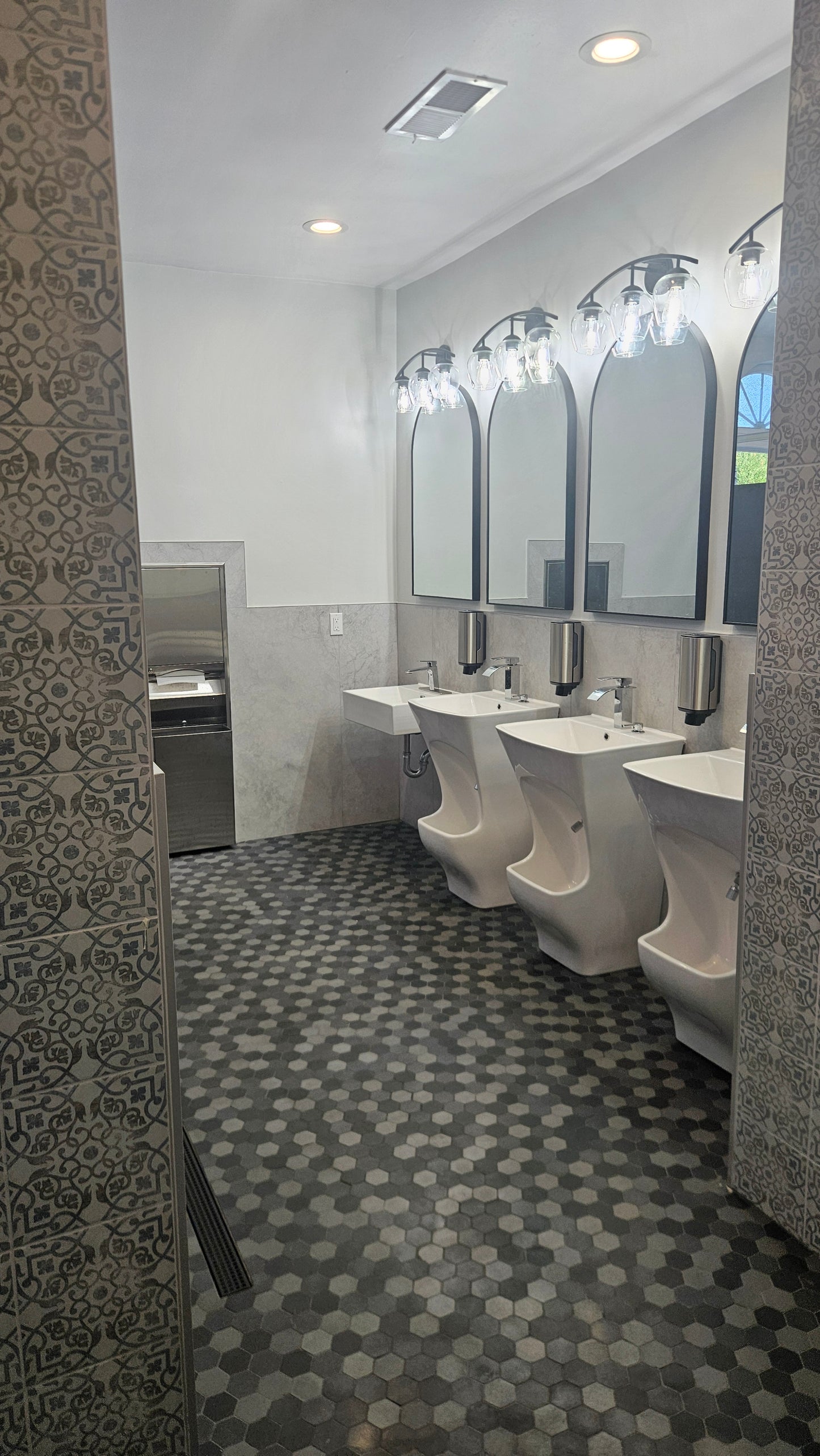 Square Wudu Ablution Basin – Foot Wash Sink (WD079)